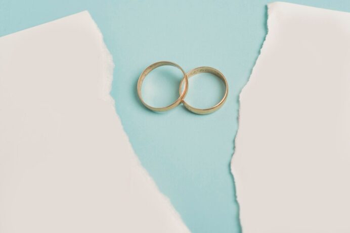 Top 10 Must-Have Minimalist Jewellery Pieces for Everyday Wear 3 Minimalist Stacking Rings