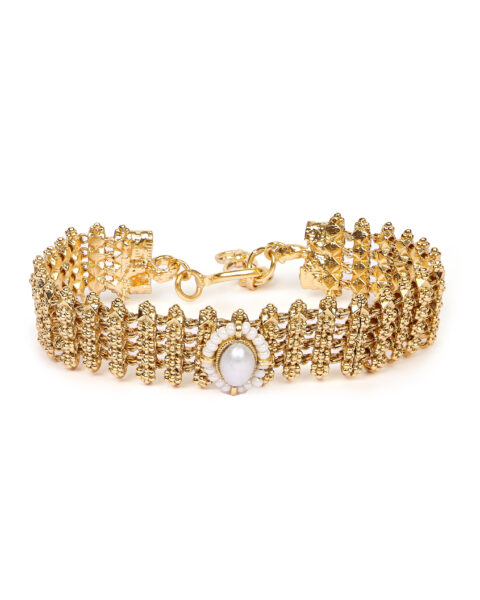 Traditional Gold-Plated Floral Pearl Bracelet