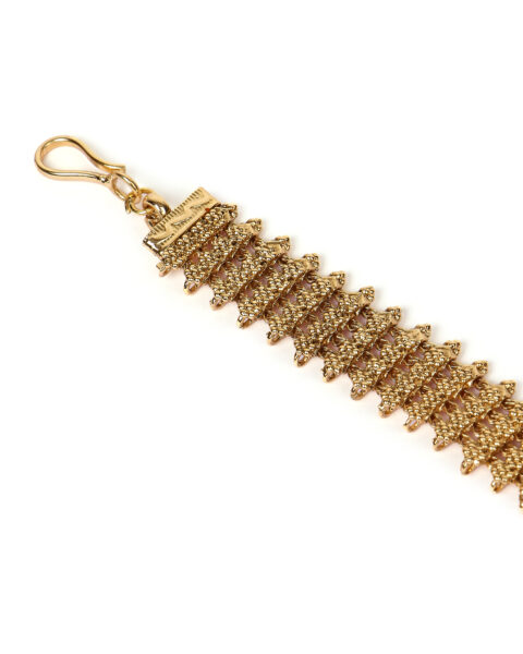 Traditional Gold-Plated Floral Pearl Bracelet