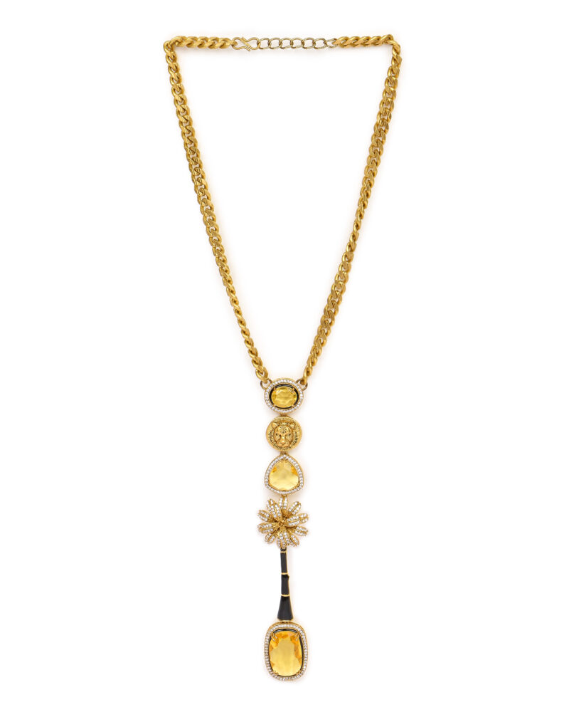 Yellow Stone Pendant Necklace with Tiger Motif Earrings