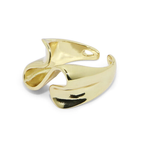 twisted ring